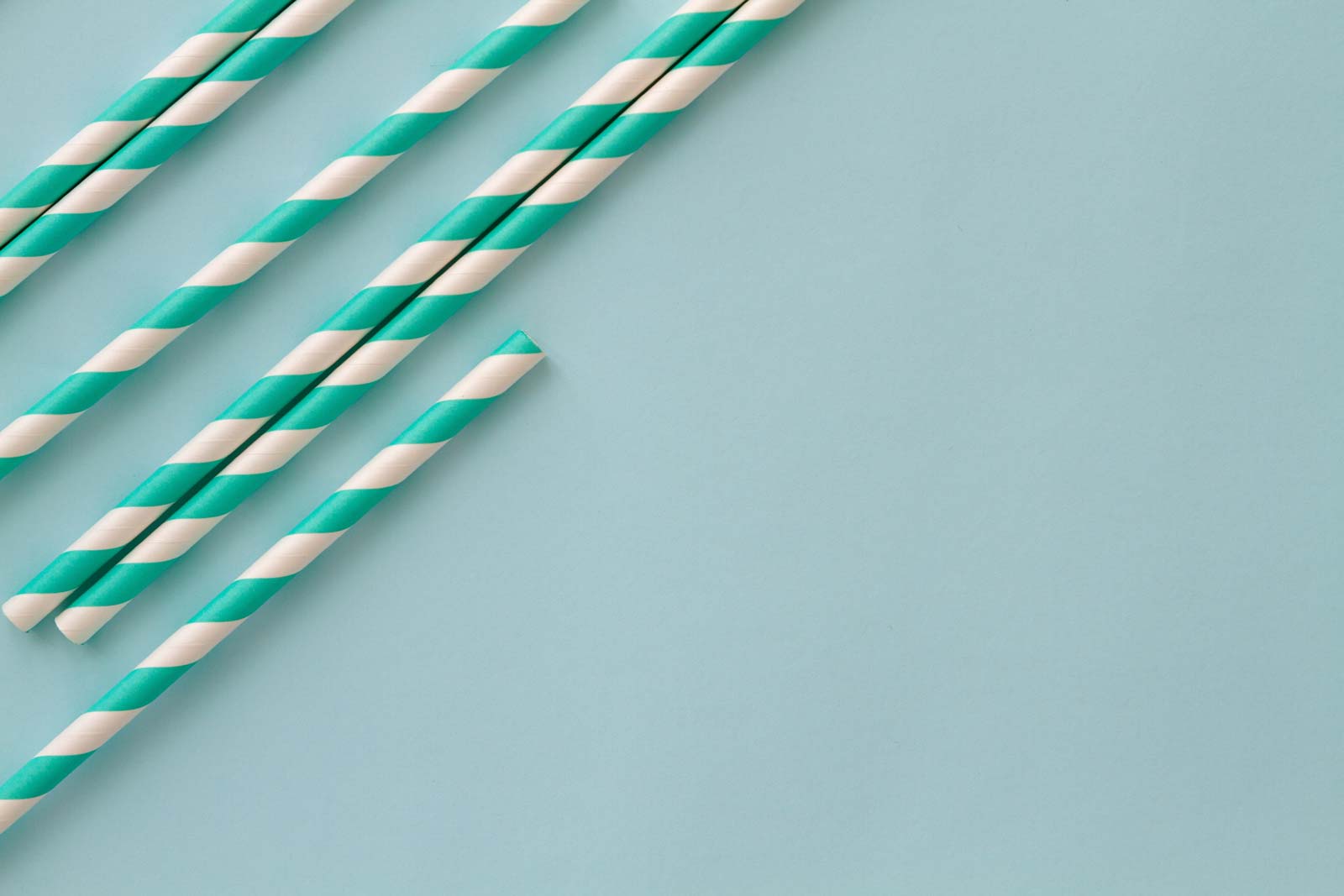 The Importance of Food-Safe Adhesive in Paper Straws